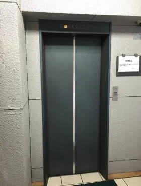ヒノデビルの外観