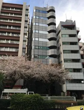 オーツービルの外観