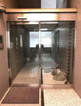 オフィスKビルの外観