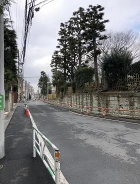 パインクレストビルの外観
