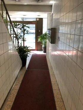 福八ビルの外観