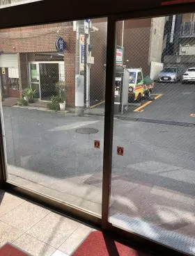福八ビルの外観