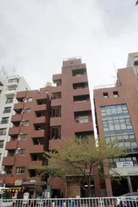 広尾アネックスビルの外観