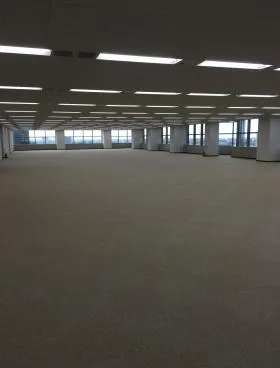 西新宿三井ビルディングの外観