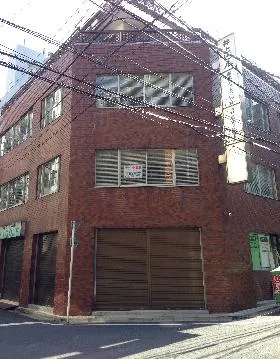 井上ビルの外観