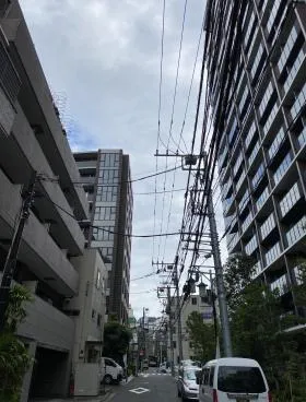 MHビルの外観