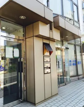 サンライズビルの外観