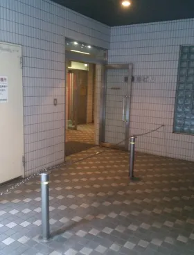 新宿旭A館ビルの外観