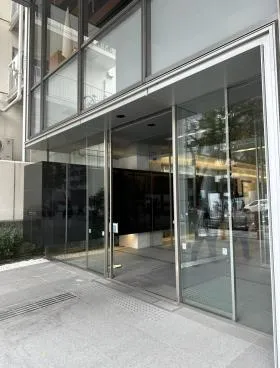 市ヶ谷スクエア(旧市ヶ谷東急)ビルの外観