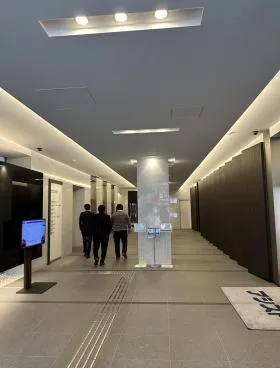 市ヶ谷スクエア(旧市ヶ谷東急)ビルの外観