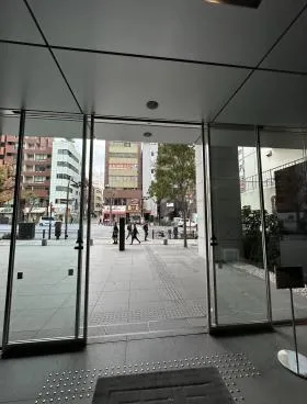 市ヶ谷スクエア(旧市ヶ谷東急)ビルの外観