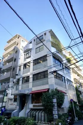 佐々木ビルの外観