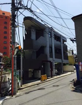 サンアローズビルの外観