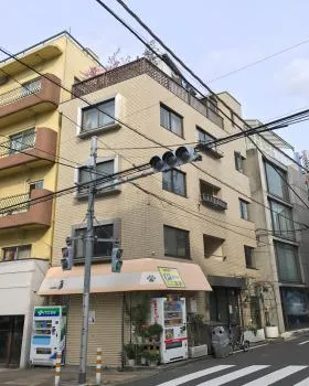 星野ビルの外観