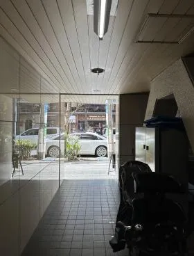 CIビルの外観