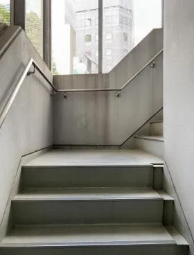紀伊國屋ビルの外観