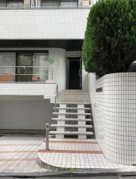 ハイグロービルの外観