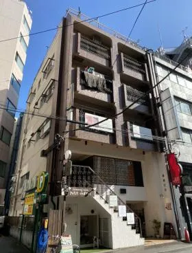鳥居ビルの外観