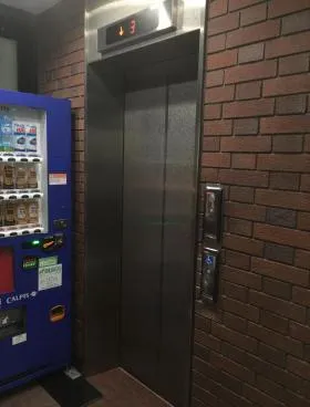 スタープラザの外観