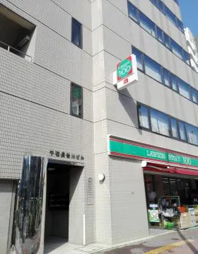 千石長谷川ビルの外観