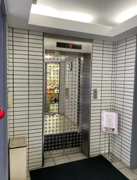 第一泉ビルの外観