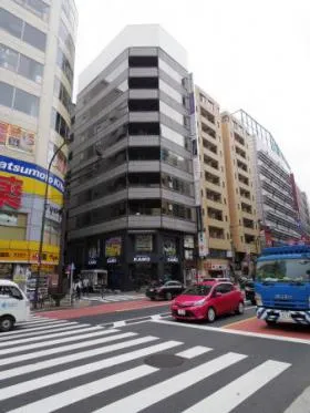 池袋三品ビルの外観