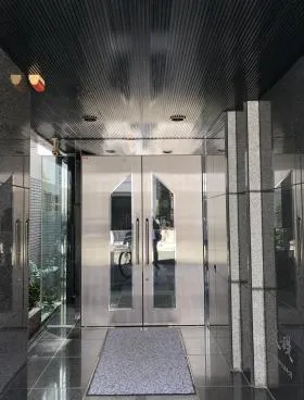 ヒロ代官山ビルの外観