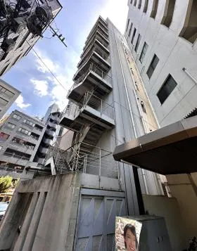 西武信用金庫恵比寿ビルの外観