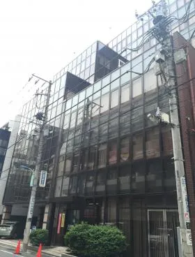 柏屋ビルの外観