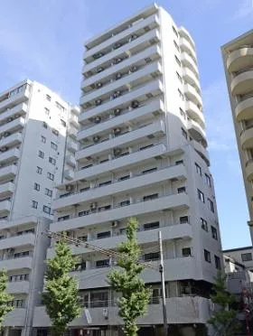 コート代官山ビルの外観