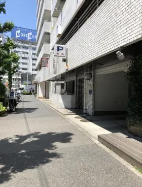 コート代官山ビルの外観