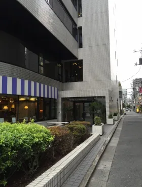 日東星野ビルの外観