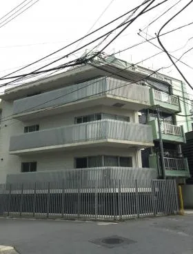 東常盤松マンションの外観