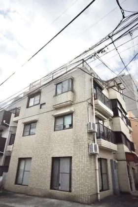 渋谷イーストレデデンスビルの外観