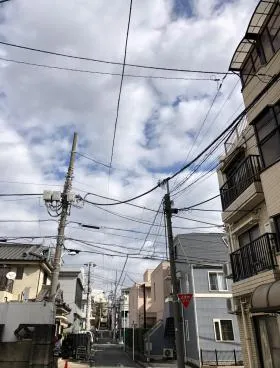 渋谷イーストレデデンスビルの外観