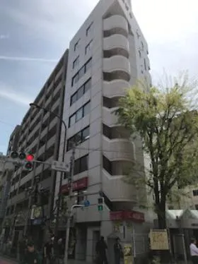 財日ビルの外観