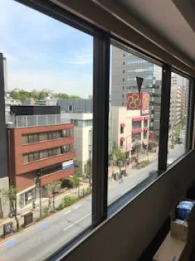 財日ビルの外観