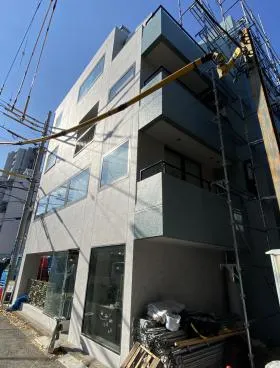 ケーティーイーストビルの外観