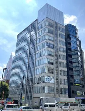 TOKYU REIT 新宿ビルの外観