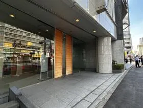 TOKYU REIT 新宿ビルの外観