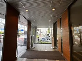 TOKYU REIT 新宿ビルの外観