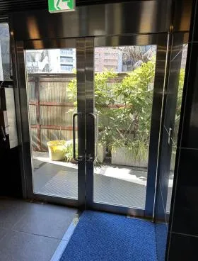 プルミエビルの外観