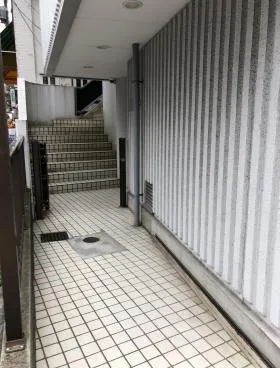 タワーホームズ氷川の外観