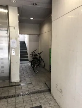 メディアパーク八島ビルの外観