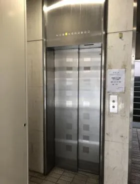 メディアパーク八島ビルの外観