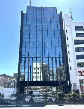 フロンティア四谷ビルの外観