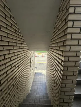 NNビルの外観