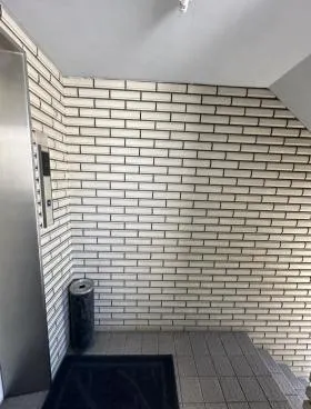 NNビルの外観