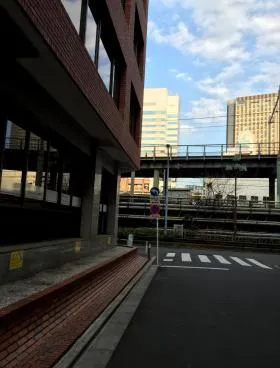 西新宿752(旧東信新宿)ビルの外観
