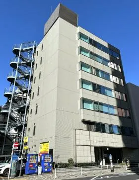 築地パークビルの外観